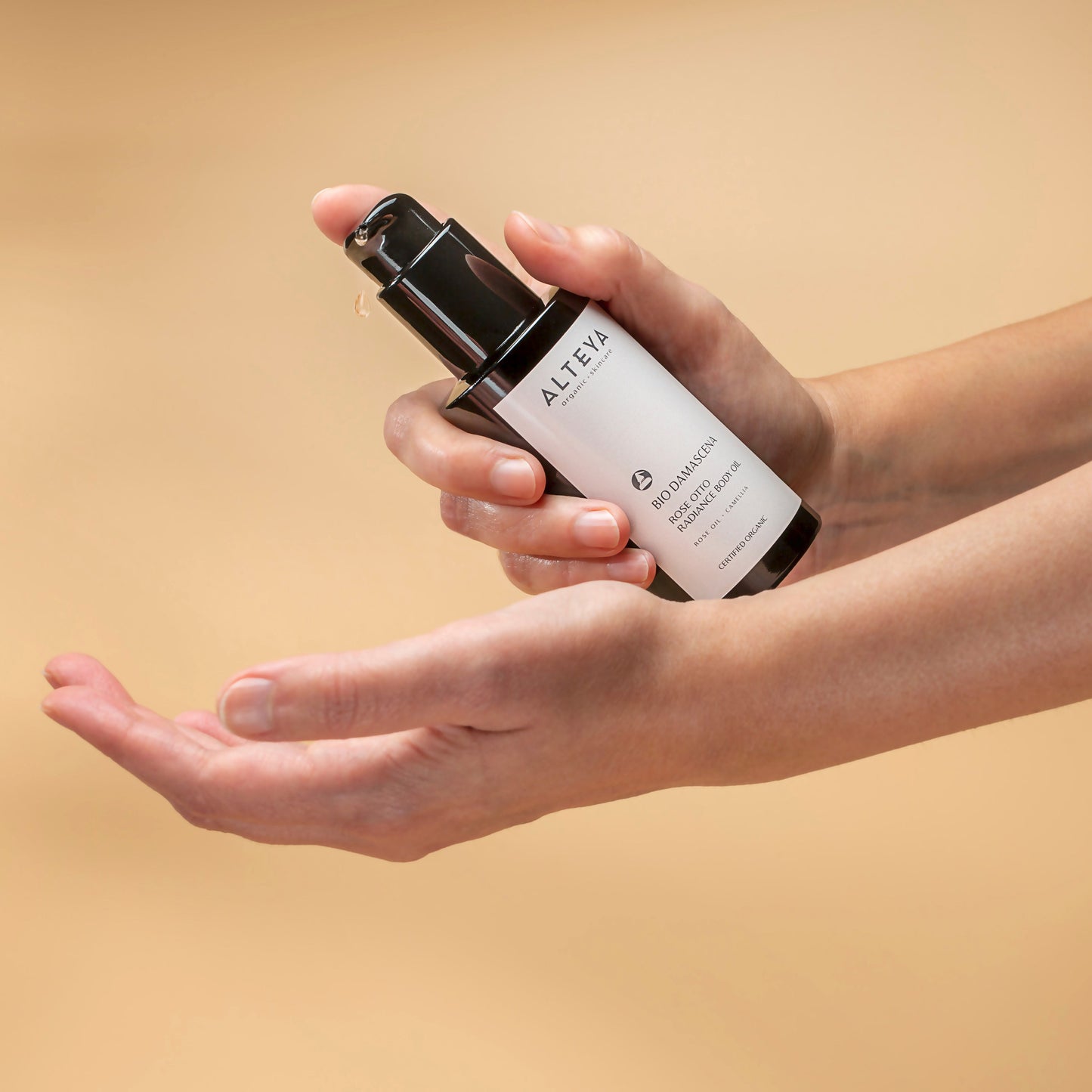 Bio Damascena Organic Rose Otto Radiance Body Oil